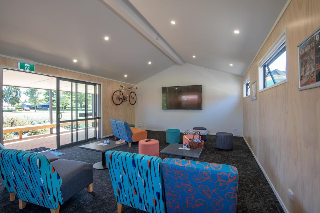 Cambridge Top 10 Holiday Park Extérieur photo