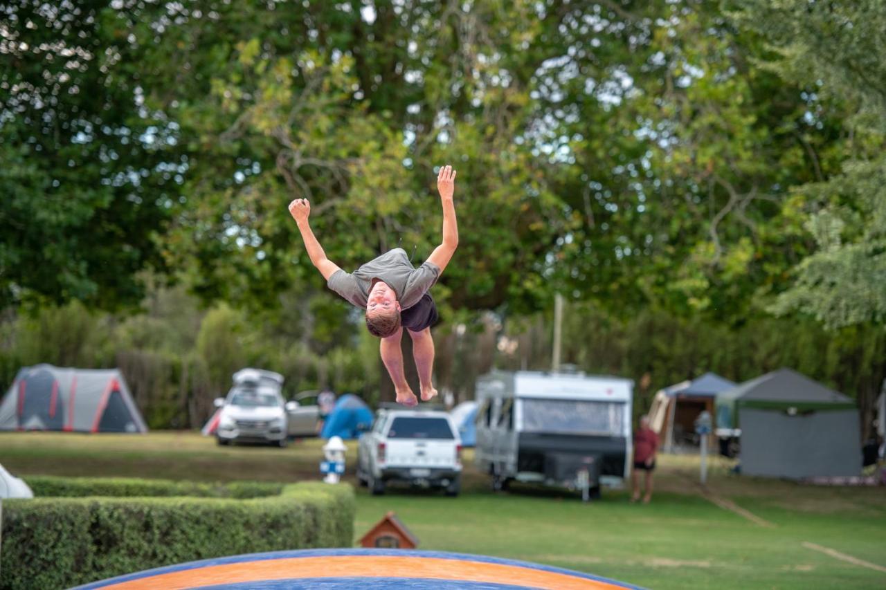 Cambridge Top 10 Holiday Park Extérieur photo