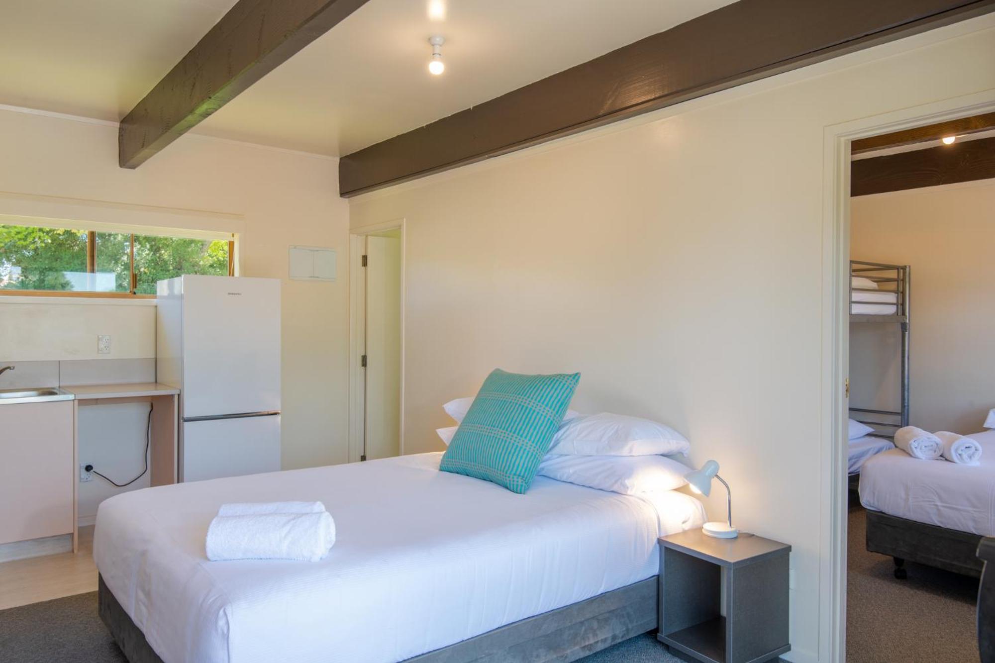 Cambridge Top 10 Holiday Park Extérieur photo
