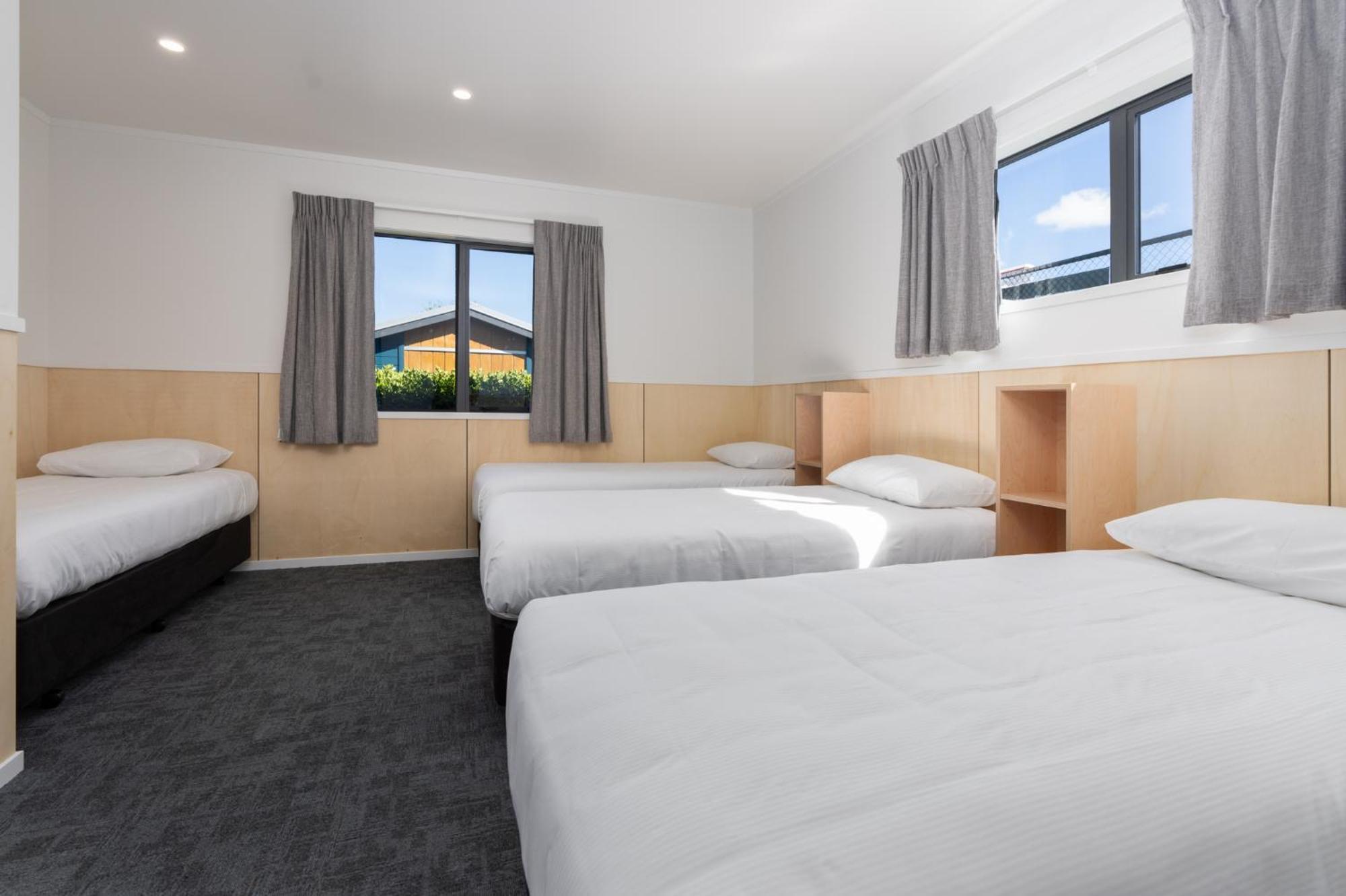 Cambridge Top 10 Holiday Park Extérieur photo