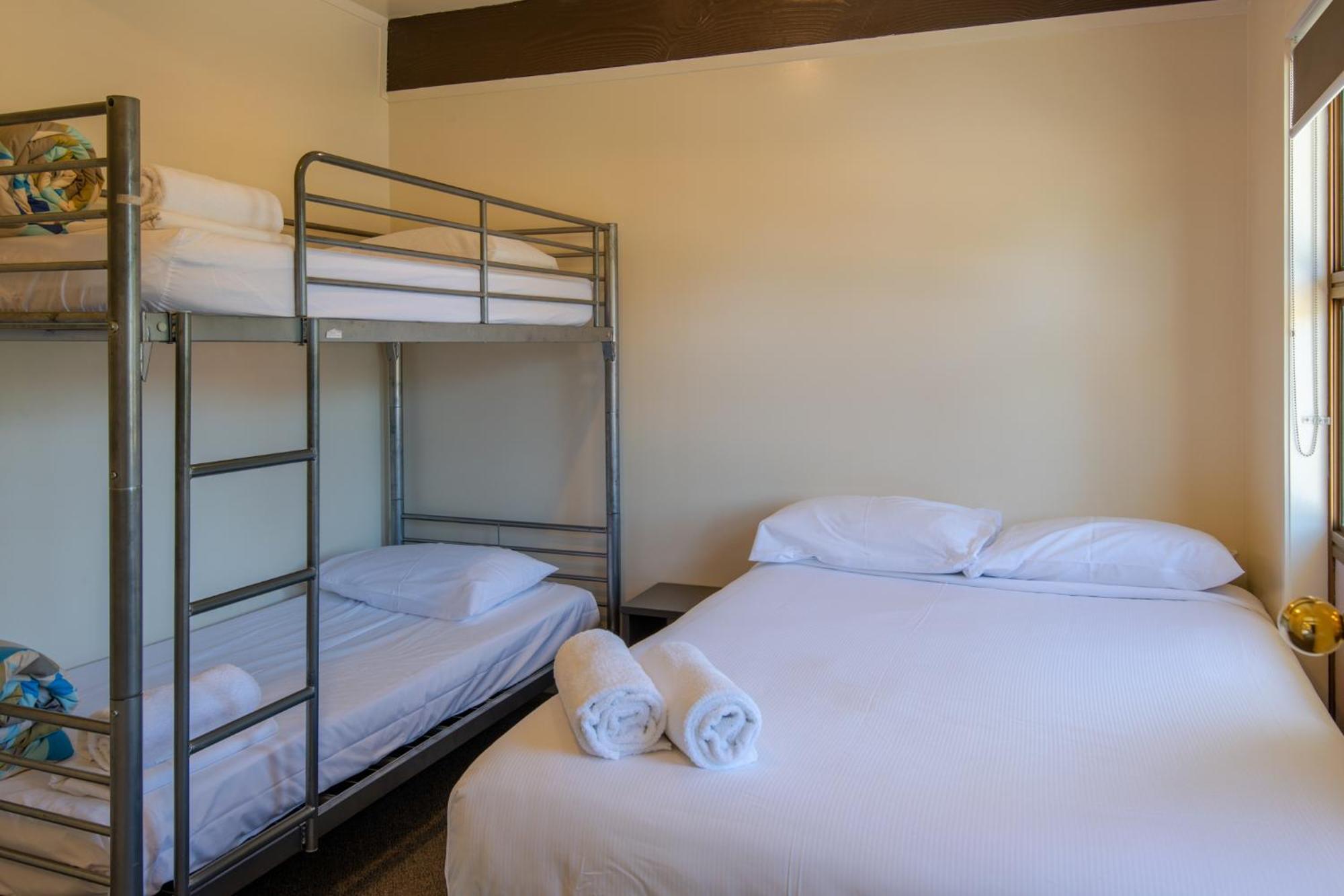 Cambridge Top 10 Holiday Park Extérieur photo