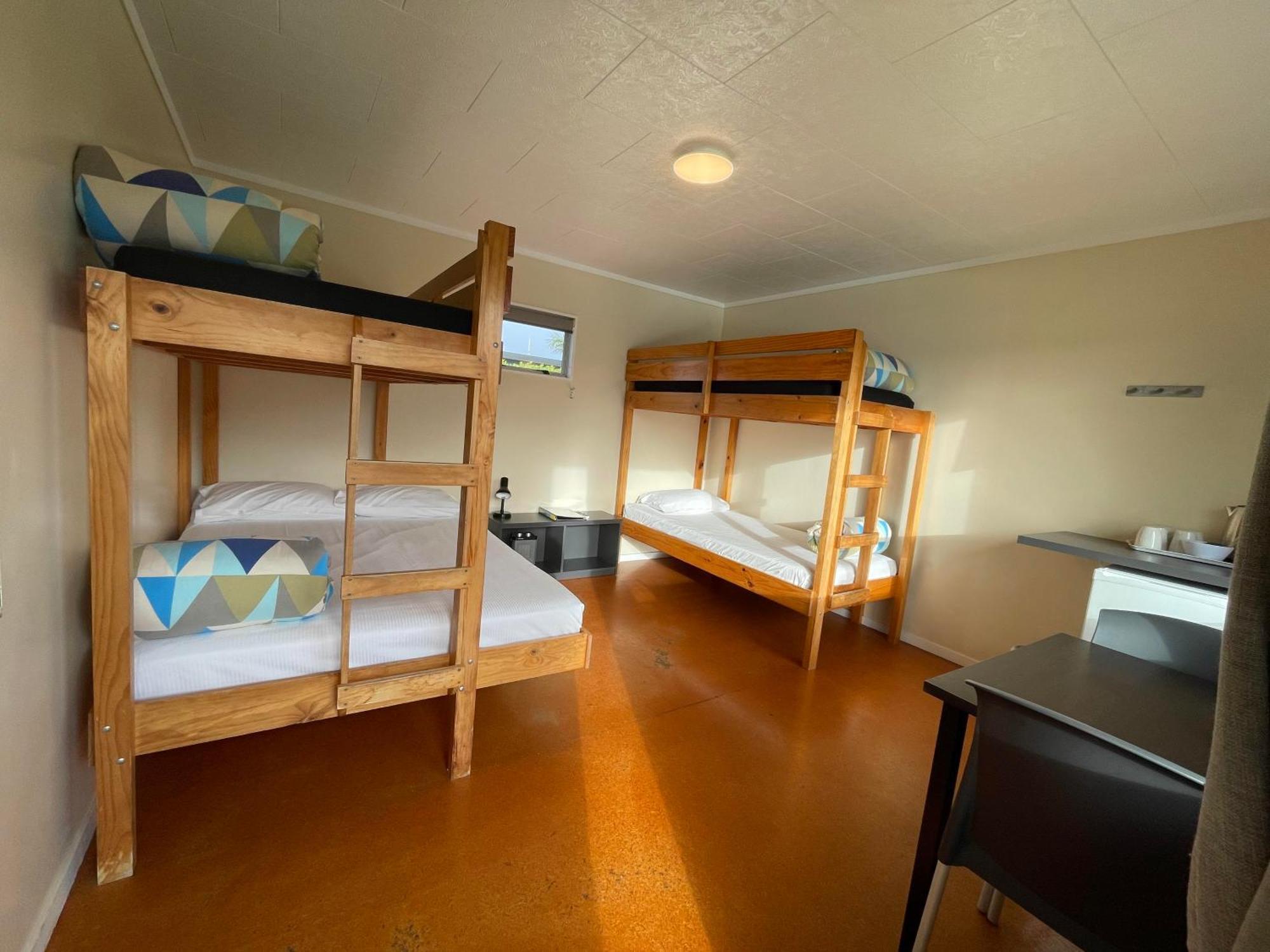 Cambridge Top 10 Holiday Park Extérieur photo